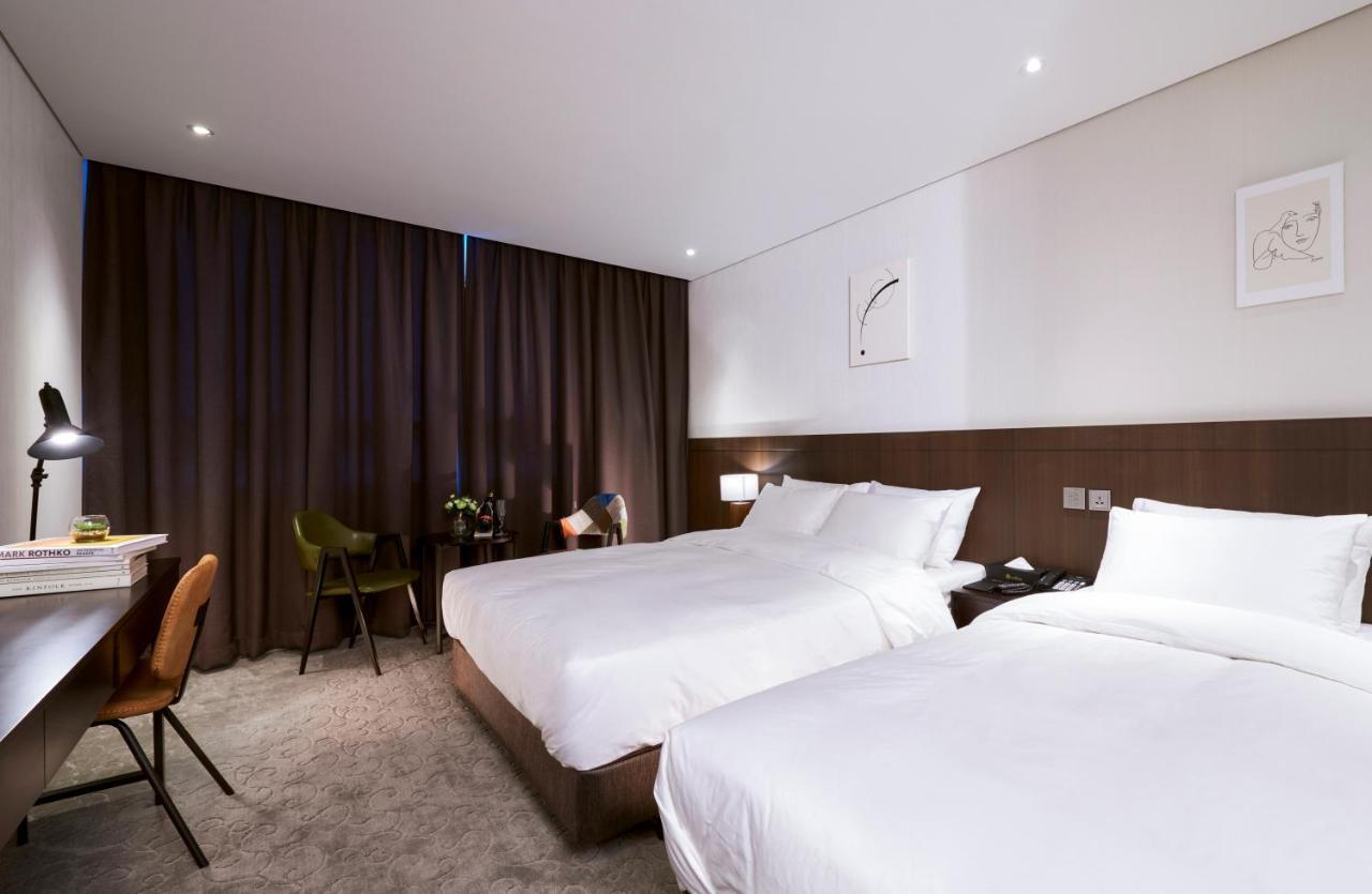 Hotel Mfelice Сеул Стая снимка